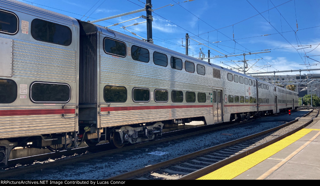 Caltrain 3821